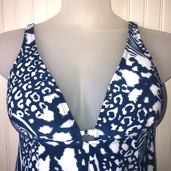 BEYOND CONTROL Retail $147 Blue Animal Haven Tankini High Waist Bottom Size 12 - Picture 2 of 7
